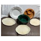 MST010 An Assortment of Serving Ware Dishes