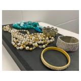 MST222- Costume Jewelry Lot