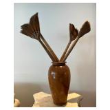 WST049- Wooden Oriental Vase With 4 Straw Decorative Brooms