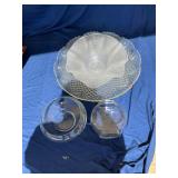 WST173 - Large And Unique Glass Platters And More