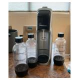 KDT129 - Soda Stream Unit & Bottles - Make Your Own Sodas