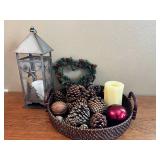 MKM100- Christmas Decor Lot