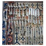 MKM103 Reed and Barton Stainless Steel Cuttlery Pieces 31 Pieces