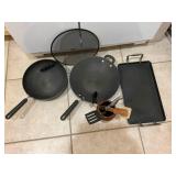 MKM128 - Wok’s Up And More