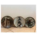 MKM174- Stoneware Wall Plates
