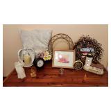 MKM246 - Mixed Home Decor