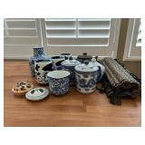 MKM277- Oriental Glassware & Woven Placemats