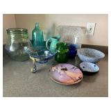 MKM280- Decorative Glassware, Plates & Vase