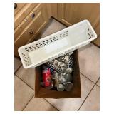 MKM281- Mystery Glassware Lot 