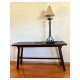 KDE025- Wooden Entry Way Table & Pineapple Lamp