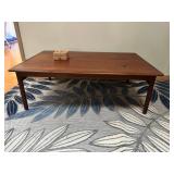 KDE054- Wooden Coffee Table & Woven Coasters