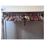KDE139- Clothes Hangers