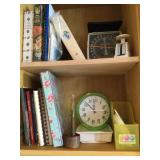 KDE194-Kitchen Scales/Cookbooks 