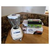 KDE206- Osterizer Blender & Plasticware