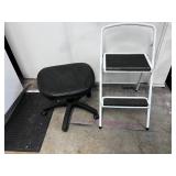 KDE268- Metal Ladder & Leather Like Swivel Seat