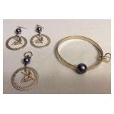 KDE278 Hawaiian Pearl Costume Jewelry 