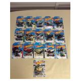 MMT096 Sixteen Hot Wheels Cars New