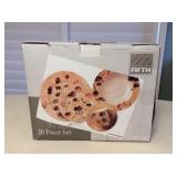 MMT122 222 Fifth 20 Piece Dinnerware Set New