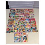 MMT136 Twenty-Two Vintage Archie Digest Comics