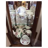 MFE009 Fine China Teapot, Teacups & Saucers 