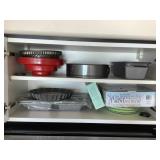 MFE050 Various Metal Bakeware, Pyrex & Cookie Press