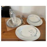 MLC087- Servingware Lot