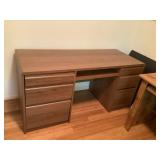 MLC110 Pressed Wood Desk
