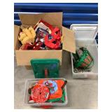 HTS038 Mystery Boxes Of Festive Christmas Decor 