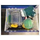 HTS039- Mystery Kitchen Lot