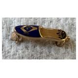 HTS459- 14k B Masonic Shoe Pendant Pin