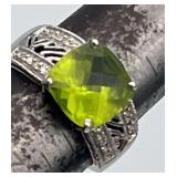 HTS705-14k White Gold Peridot Ring