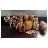 WHT041- Collectible Figurines & Decor 