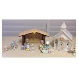 MCT176 Precious Moments Nativity Set, Sugar Town Chapel & Ornaments