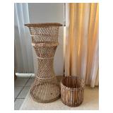 WWS023- Vintage Wicker Pedestal Planter