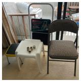 WWS078- Step Stools & Wooden Hanging Rack