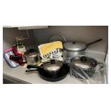 WWS141- Pots & More Pots