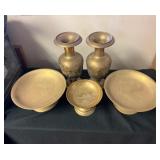 SJP135- Decorative Brass Vases & Pedestal Bowl
