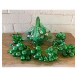 SJP143 Vintage Green Glass Basket & Grapes