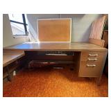 SJP218- Vintage Metal Desk With File Cabinet Drawers 
