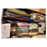 SJP541 Mystery Lot Of Sheets & Blankets