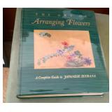 SJP591 "THE ART OF ARRANGING FLOWERS" Complete Guide to Japanese Ikebana by Shozo Sato Book