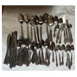 SJP682- Matching Vintage Flatware 