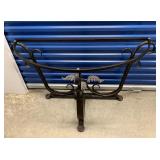 LKF018 Ornate Metal Entryway Table Frame