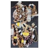 LKF105 - Opihi Type Leis And More