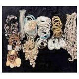 LKF261- Assorted Shell Necklaces & Bracelets 