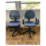 CTD012- (2) Office/Desk Chairs