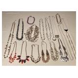 MTH020 Costume Jewelry Necklaces #2