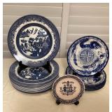 MTH107 Beautiful Blue & White Ceramic Plates 
