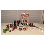 MTH183 Collectible Salt & Pepper Shakers & Guidebook 