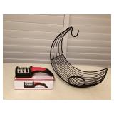 MTH227 Knife Sharpener & Banana Rack